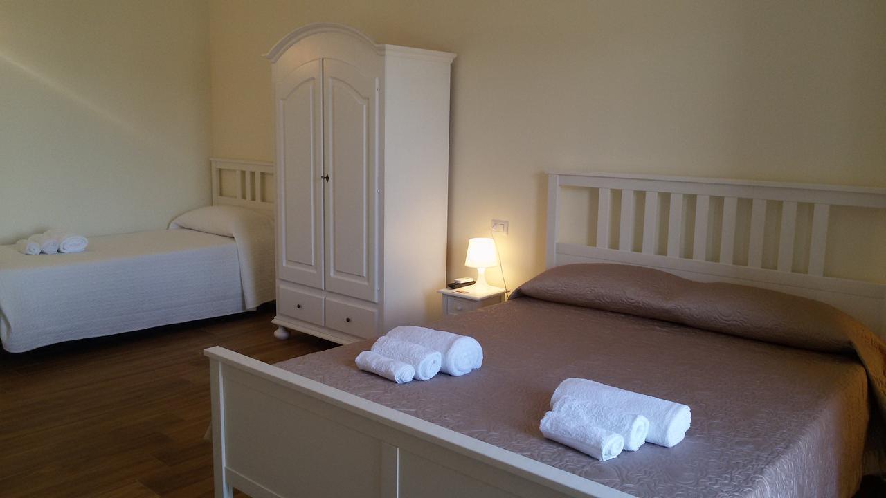 B&B Aurelia มาเตรา ภายนอก รูปภาพ
